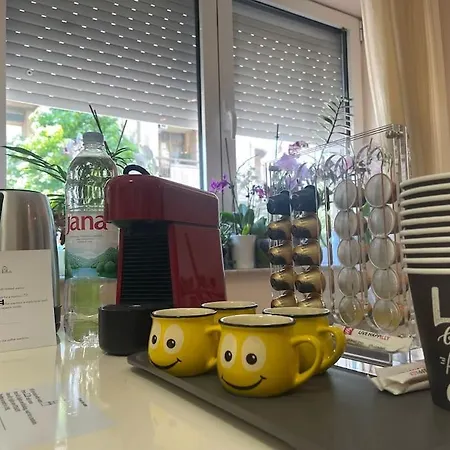 Zee's Lux Spot Üsküp