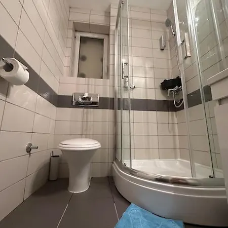 Apartment Zee's Lux Spot *