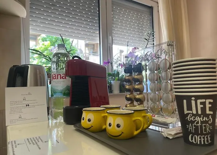 Zee's Lux Spot Σκόπια