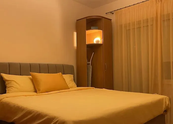 Zee's Lux Spot Skopje