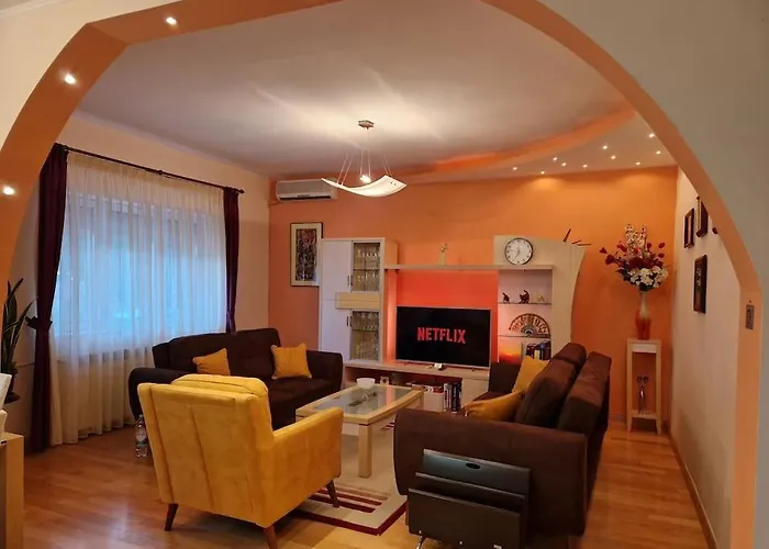 Διαμέρισμα Zee's Lux Spot *