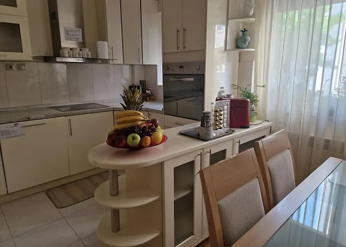 Zee's Lux Spot Appartamento Skopje